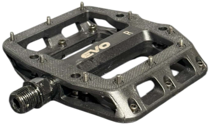 Pedal Rulmanlı Çivili Evo Siyah