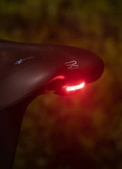 Arka Aydınlatma Sele Bağlantılı Selle Royal